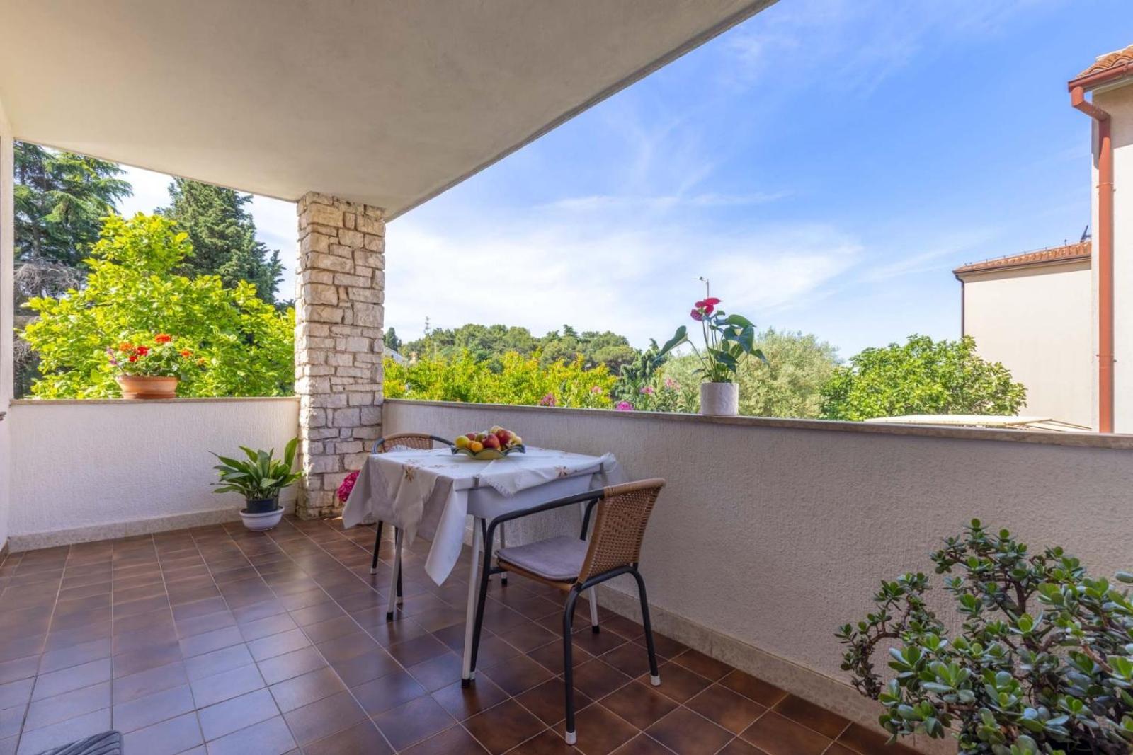 Lili Apartament *